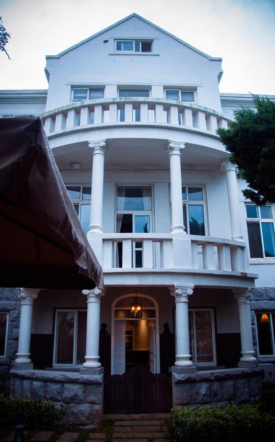 No.5 Hengshan Road Cultural Hotel ชิงเต่า ภายนอก รูปภาพ