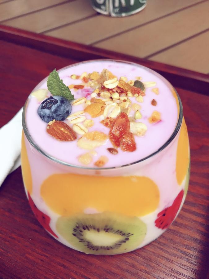 No.5 Hengshan Road Cultural Hotel ชิงเต่า ภายนอก รูปภาพ